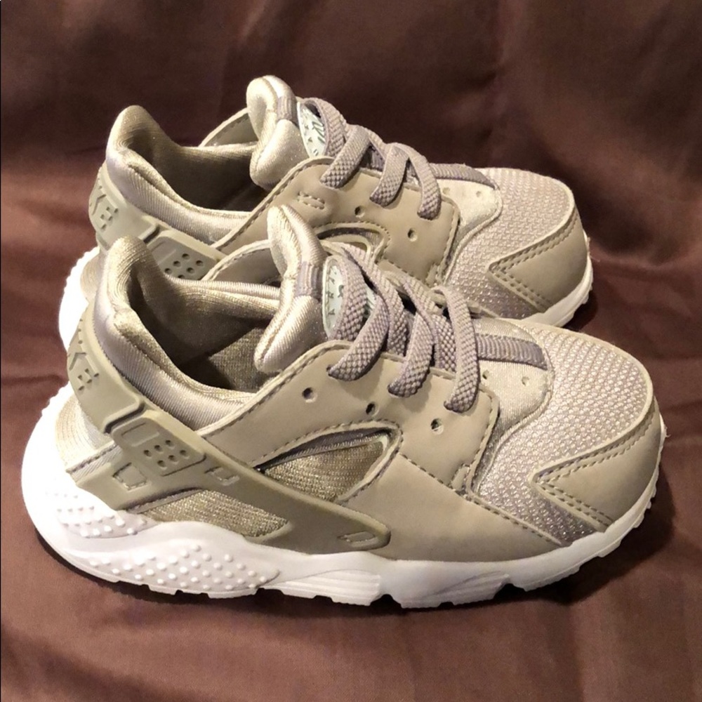 Nike huarache ( toddler)